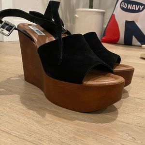 Steve Madden Black Suede Wedges